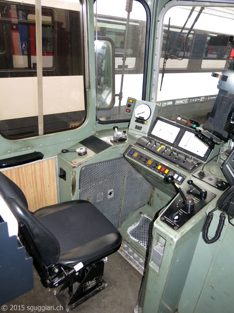 Cabina di guida di un SBB BDt EW II